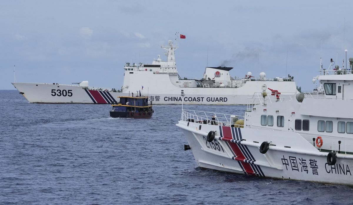 Philippine-Supply-Boats-Defy-Chinese-Coast-Guard-Blockade-in-South.jpg