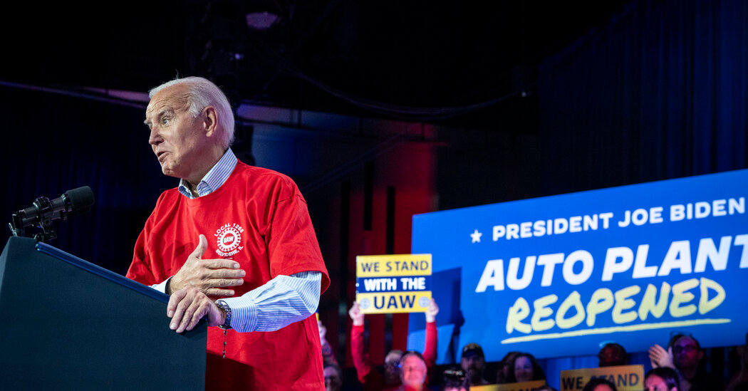 Biden-Strengthens-Labor-Backing-in-Illinois.jpg